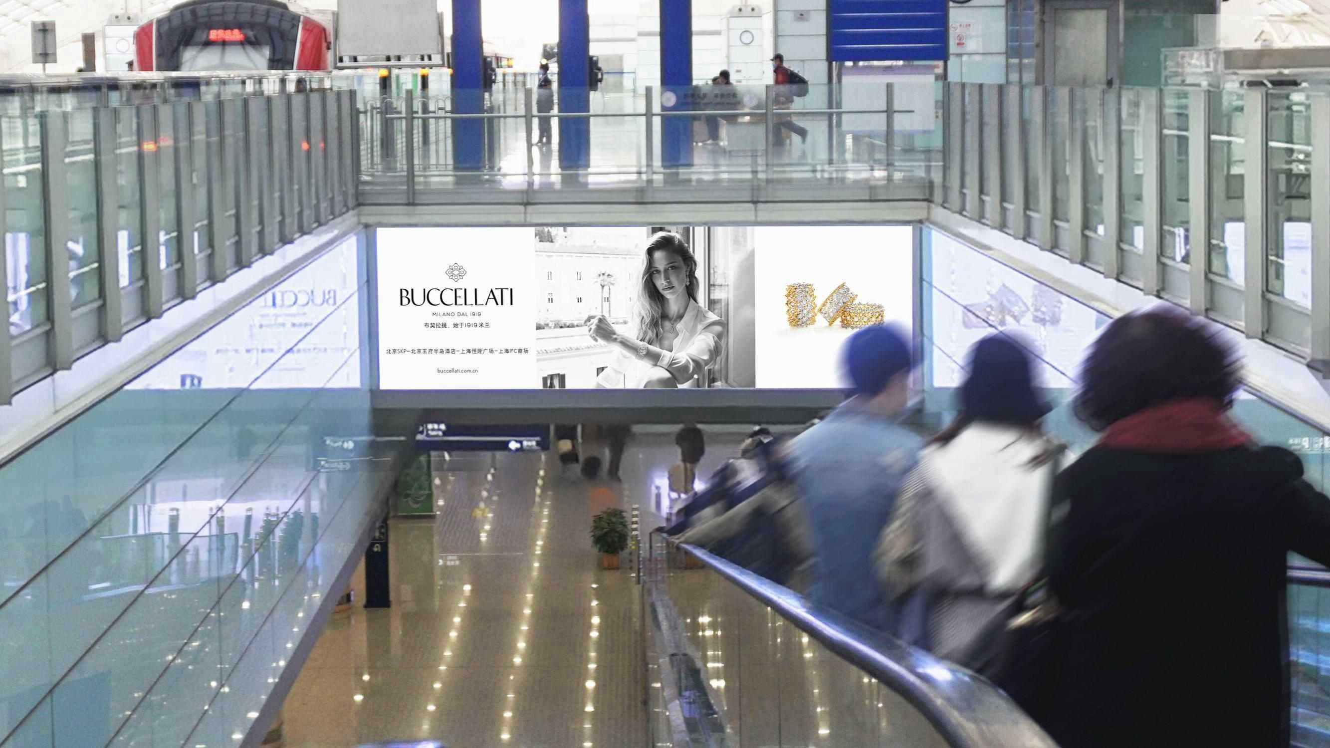 北京首都国际机场T3CGTC及停车楼LED屏幕矩阵广告一
